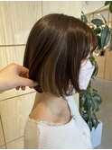 20代30代大人可愛いインナーカラーグレージュショートボブ