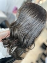 ラビス 浦和(Lovis) 魅力倍増カール/セミディ/シアーカラー/ダークアッシュ/姫カット