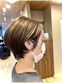 ハイライト×前下がりショート/20代/30代/40代/50代