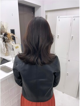 アディション 新宿(ADITION) 韓国風くびれ透明感艶髪カラー[新宿/ダークカラー/韓国/中国]