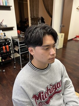 ソラ(SOLA) センターパートニュアンスパーマ