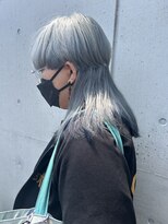 アチーブ ヘア デザイン(achieve hair design)&nbsp;#ウルフカット#シルバーカラーハイトーン小顔ブリーチ10代20代