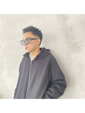 メロウメンズライン 神戸三宮(mellow men's line) スパイキーショート / フェード