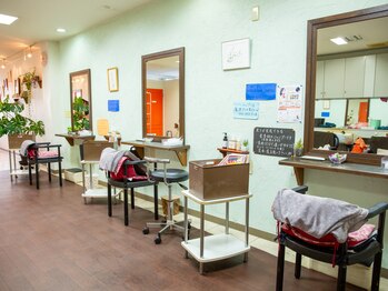 髪遊の写真/≪髪のお悩みも気軽に相談できる≫アットホームな雰囲気で、初めての方も緊張せずにゆったり過ごせます◎