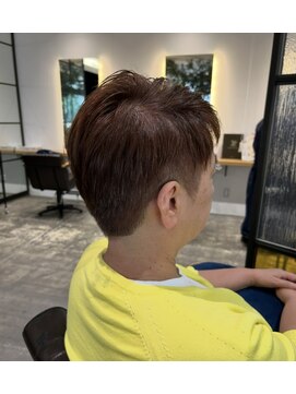 ルヴェルソー(le Verseau) アシンメトリーベリーショート