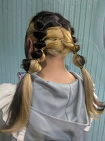 アン ブリーチ(UN BLEACH)&nbsp;インナーカラー×髪質改善トリートメント【三宅】