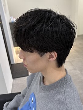 ヒュイル バイ ニアウ(Hwyl by Niau) メンズカットシャドウパーマ刈り上げなしマッシュショートウルフ