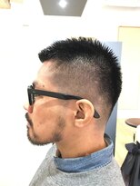 スエナガ理髪店&nbsp;フェードスタイル