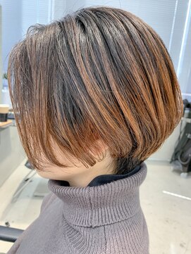 テトヘアー(teto hair) ショートボブ、バレイヤージュ、グラデーションカラー