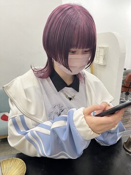 アンリ(Anli) 【Anli】ウルフカット×赤紫
