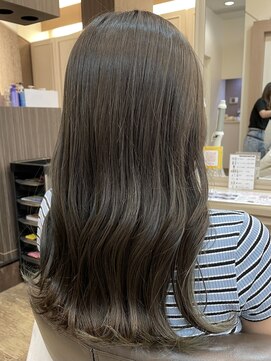 アルターリール(aL ter Rire) 前髪/マチルダボブ/ピンクベージュ/インナーグレージュ/澤瑞絵