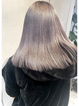 リフル 八王子(RIFULL) ハイライト　レイヤー ショートヘア　ボブ　くびれレイヤー