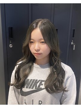 ブリッツバイレボ 船橋(BLITZ by REVO) ☆ Olive greige ☆【船橋/船橋駅】