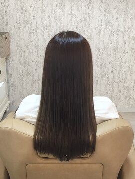 レヴィア 神栖店(revia) 毛先まで潤いのあるロングスタイル