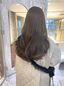 ジーナ 天神(Zina) オリーブ/ダブルカラー/ブリーチなし/福岡