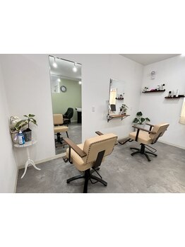 カウンセリングからお仕上げまで1人のスタイリストがマンツーマンでご対応いたします！