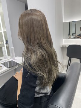 ノーム(NORME) グレージュカラー