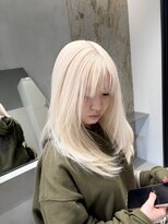 ソル 栄矢場町(SOL) ミディアムレイヤー/ボブレイヤーカット/抜きっぱなしブロンド