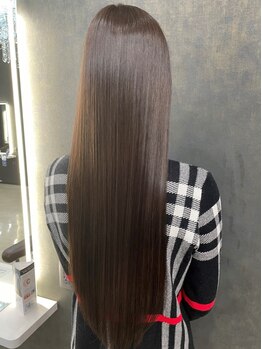 Lyuca 縮毛矯正×ブリーチ×髪質改善【1月5日NEW OPEN(予定)】の写真/オーダーメイド施術で叶える、ツヤ美髪☆ブリーチなどで悩んでいた方も美髪を手に入れるチャンス♪