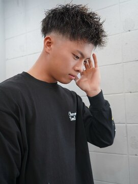 刈部倶楽舞 メンズパーマ/フェード/ツイストパーマ/メンズショート/パーマ