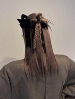 スペシウムバイアンバースデー(spacium by UNBIRTHDAY)&nbsp;ハーフアップアレンジ／ニシクボ ミウ