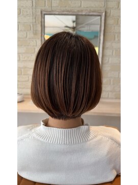 美容室 アルテモーダ コロンとボブ。