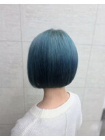 ノミネーション(Nomination) ショートボブ×エメラルドグリーン