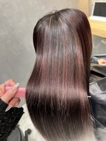 リア 布施店(Lia) ボルドーカラー