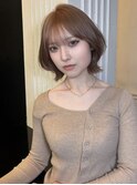 ヘーゼルグレージュ×ボブレイヤー