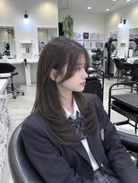 リリー バイ エーケー(Lily By Ak) 【韓国風レイヤースタイル】