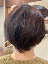 穀雨(Kokuu)&nbsp;【大人ショート】丸みレイヤーで小顔魅せ似合わせスタイル
