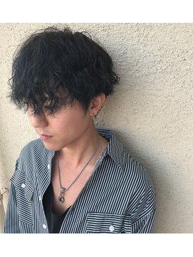 ラドンナアデッソ(LA.DONNA ADDESSO) クールな男のグランジパーマ