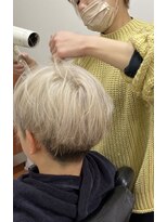 ヘアーサロン シェア(HAIR SALON SHARE) ホワイトブリーチ