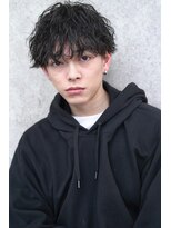 ジョエミバイアンアミ(joemi by Un ami)&nbsp;(joemi 新宿)黒髪前下がりマッシュ 波巻きスパイラルパーマ 近江