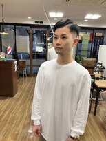 ヘアメイク グリーン アール(HAIR MAKE Green R)&nbsp;フェードカット　　2ミリ