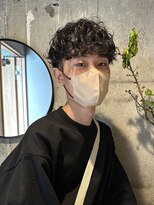 キュー(Cue_)&nbsp;無造作ニュアンスメンズマッシュカットパーマ（表参道原宿）