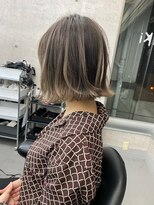 イキ 表参道(iki omotesando)&nbsp;モード/無造作ウェーブ/大人ガーリー[表参道駅]