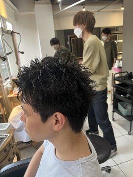 アイズ 海老名(AIZU) ザクザクショート　スパイキーショート　刈り上げショート