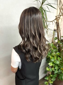 ヴィフ 大船(VIF) ハイライトカラーケアブリーチダブルカラー大船駅鎌倉