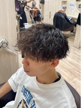 カイノ(KAINO) 波パーマ　刈り上げ　ツーブロック　マッシュ