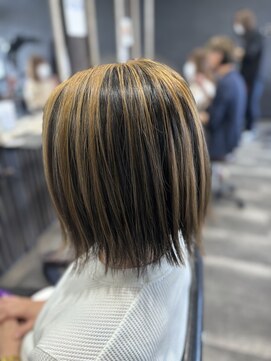 アローズ 荒尾店(arose) くびれショートボブアンブレラベージュカラー