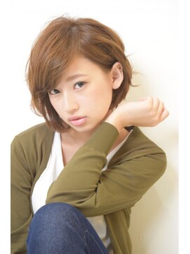 ハリス(Harris) ワンサイドショート/ボブ/ブランジュ/ダブルバンク 表参道/青山