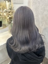 ラビス(Lovis)&nbsp;黒髪カタログ/ボブルフ/ネビージュ/小顔に見せるヘア/ワンレン