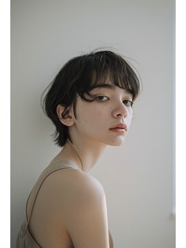 ラナ 新宿(lana) ミニウルフ/顔まわり/レイヤーカット【lana hair 新宿】