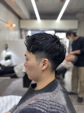 グラック(GLUCK) ベリーショート/ツーブロック/ビジネス/ショート