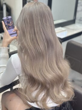 エリーツ(elyts) ミルクティーベージュ【渋谷/渋谷駅】