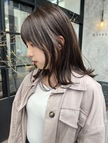 ブレス(bless)&nbsp;透明感抜群！暗めグレージュでお仕事でもOK!