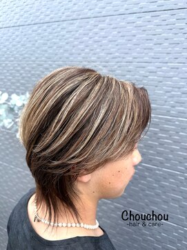 シュシュ(Chouchou) ミディアムウルフ×ハイライト