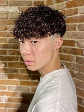 ヒロギンザバーバーショップ 神楽坂店(HIRO GINZA BARBER SHOP) 強めスペインカール