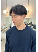 中性的な雰囲気センターパートスタイル